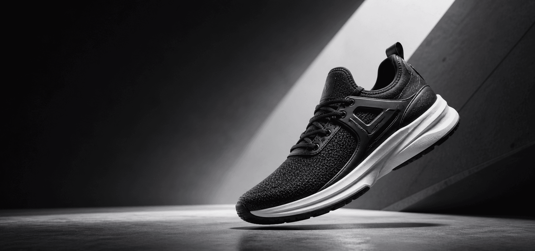 MEN'S SHOES
